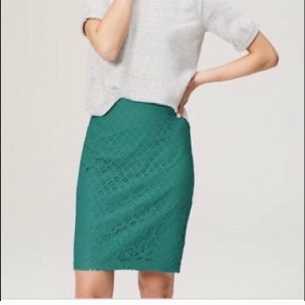 Ann Taylor | Turquoise Lace Skirt